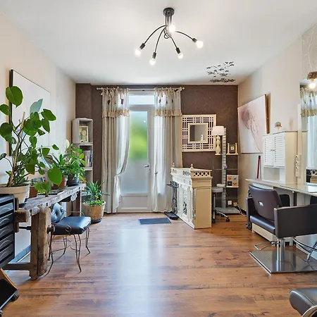 Chez Moi *