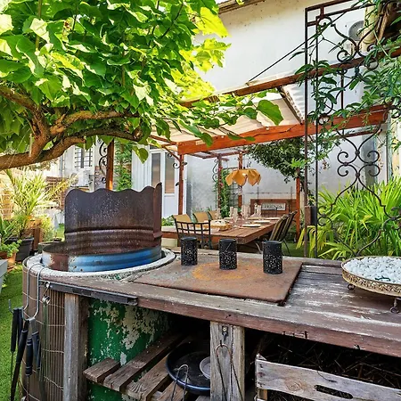 Chez Moi
